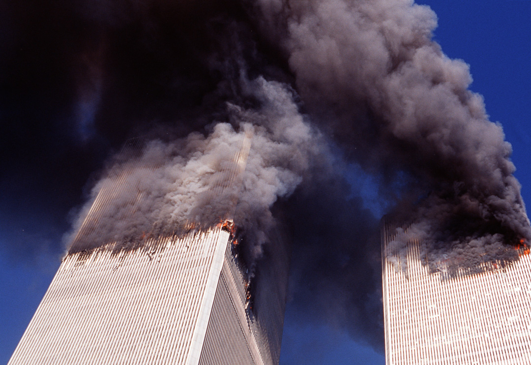 Thw twin towers of the WTC on fire