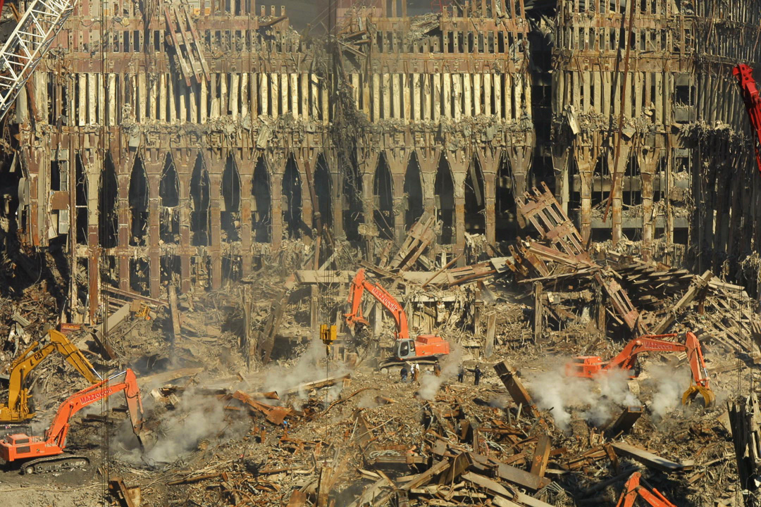 Debris removal at Ground Zero