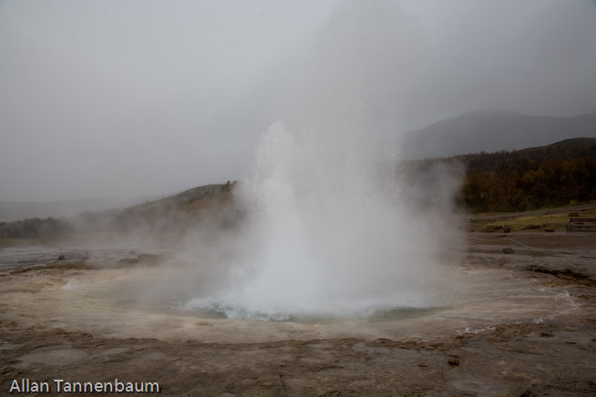 Some of Iceland's natural wonders on the Golden Circle Tour///Geyser