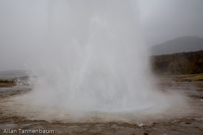 Some of Iceland's natural wonders on the Golden Circle Tour///Geyser